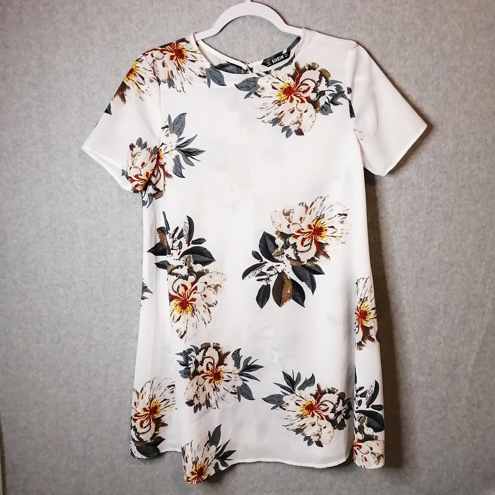 SHEIN Floral Pattern Dress